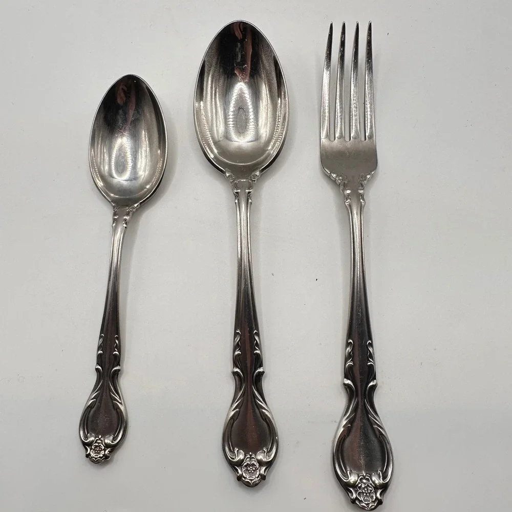Lyon Stainless Flatware Queens Fancy Pattern Fork and‎ Spoons 3 Piece Set